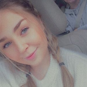 Meet your Posher, Arielle